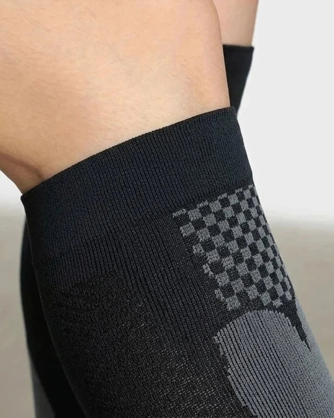 V-Tech Muscle Support Socks